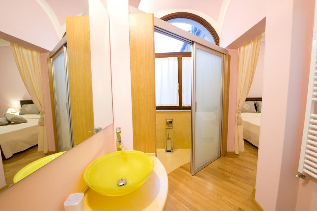 Piazza Azuni 18 Guest House Sássari Quarto foto