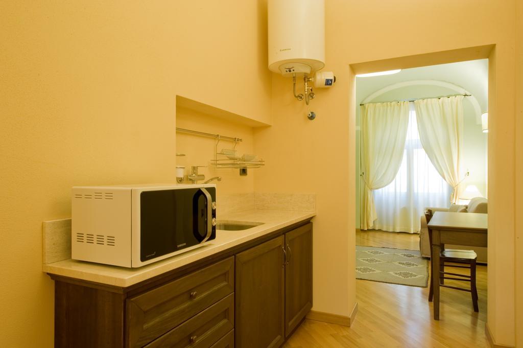 Piazza Azuni 18 Guest House Sássari Quarto foto